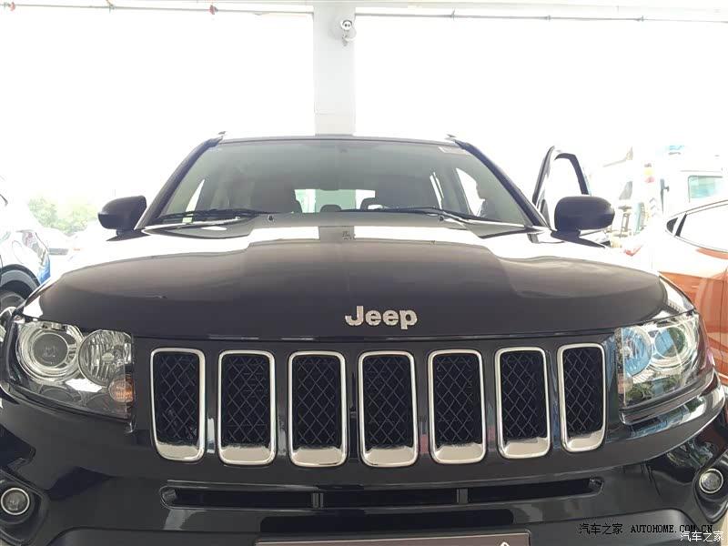 视野宽阔，舒适性好，外观霸气。