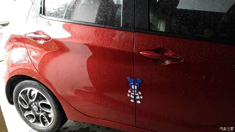 小巧玲珑。外观漂亮。城市代步车首选。