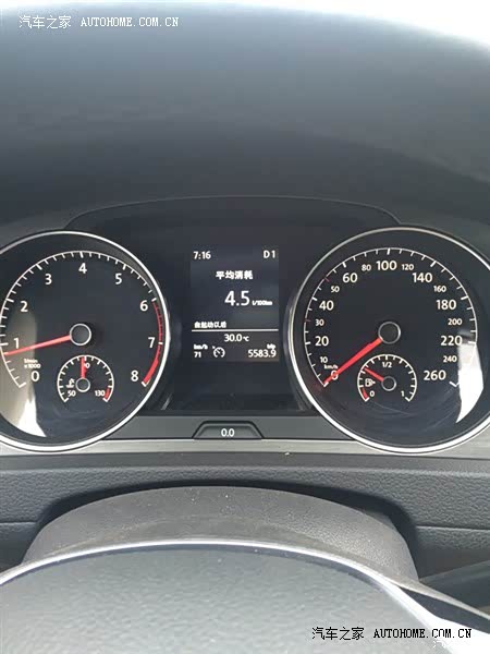 操控精准，提速很快，停车方便，后排按比例放倒还能拖货