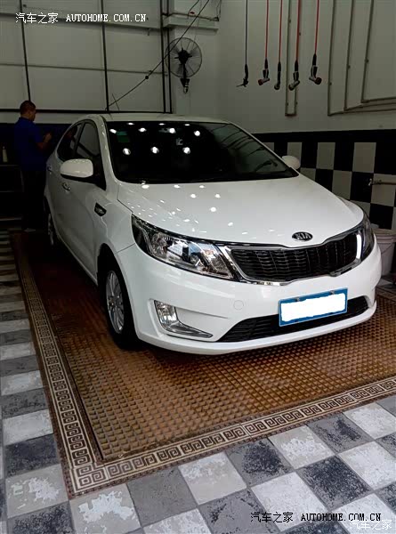 使用两年，基本没毛病，对女司机来说，操控性真的很捧，轻松驾驭